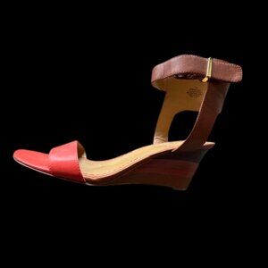 Nine West Orange ankle strap women's sandal size 9